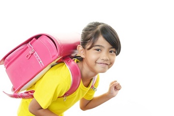 Ein gesunder Kinderrücken braucht einen guten Schulrucksack