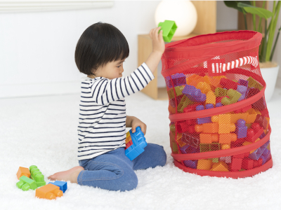 mit kinder aufräumen