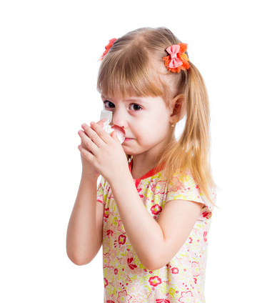 Was hilft Kindern bei Nasenbluten?