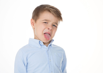 Was tun gegen Mundgeruch bei Kindern?