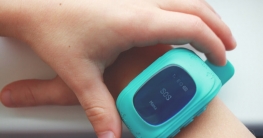 gps tracker beim kind am arm